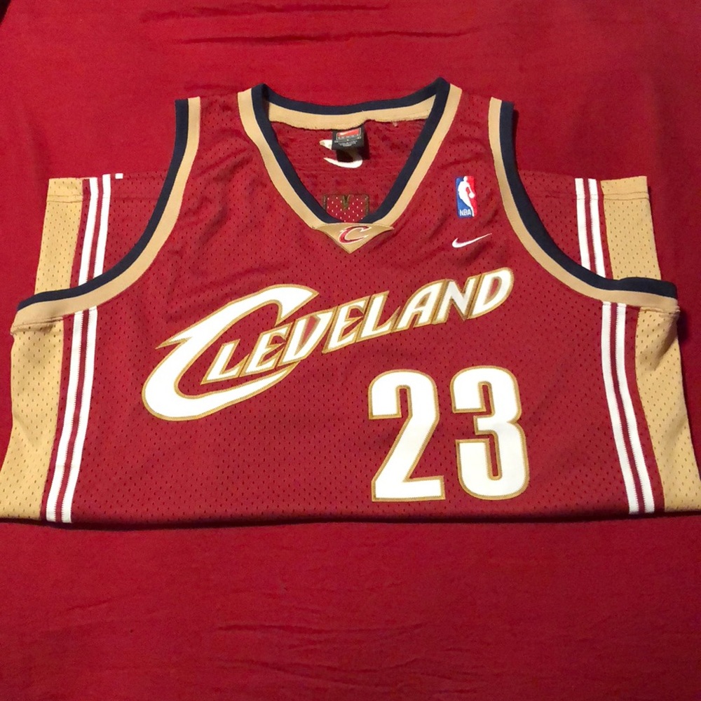 Nike Cleveland Cavaliers LeBron James Jersey